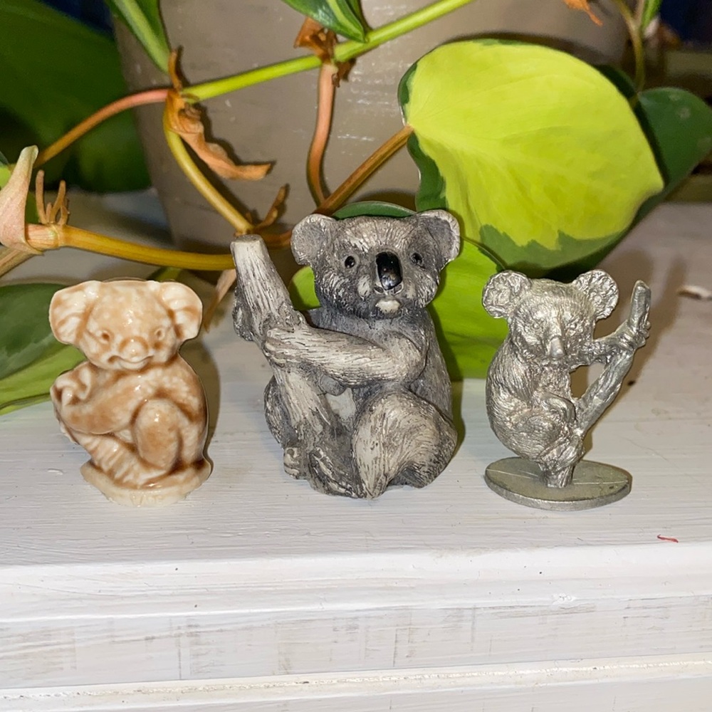 Koala figurine collectibles, set of 3